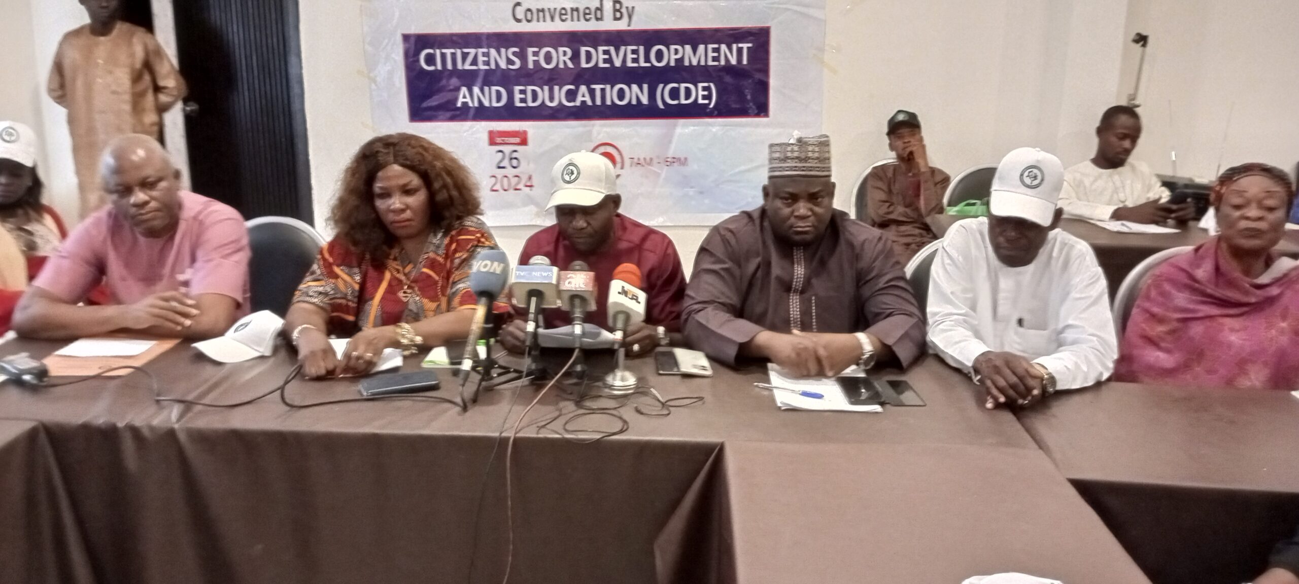 Zaɓen Kananan HukumomiKungiyoyin Farar Hula 89 Sun Mika Rahoto Wa Hukumar KANSIEC