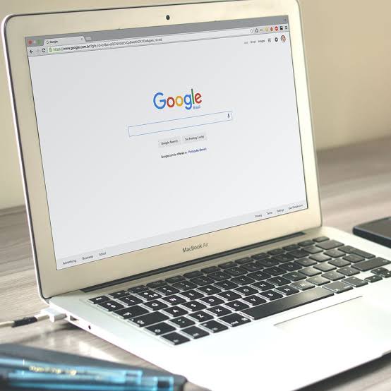 wayoyin salula da na’urorin da ake shiga internet da su a Najeriya na kokaw