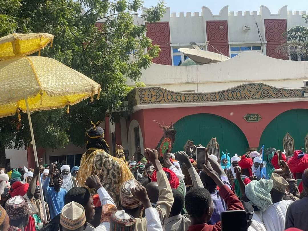 Sarkin Kano Muhammad Sunusi Ya Fito Domin Jagorantar Zaman Fada
