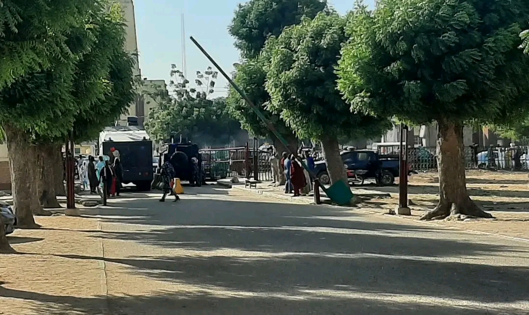 ‘Yansanda da SSS sun mamaye fadar Sarkin Kano, sun hana shiga ko fita