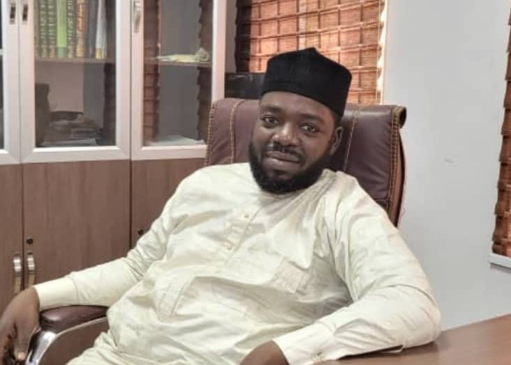 Shugaban Asibitin Kwararru na Best Choice, Ya Taya Gwamna Yusuf Murnar Cika Shekaru 62, Ya Bayyana Shi A Matsayin Shugaba Mai Hange.