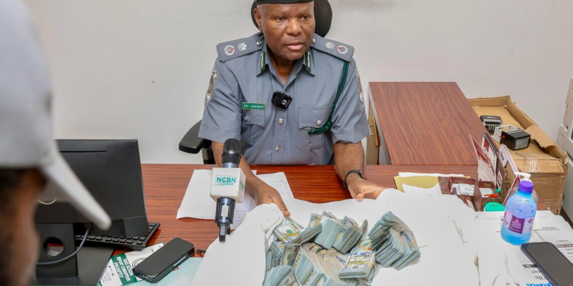 Kwastam Sun Kama Dala 193,000 da Aka ɓoye Cikin Kwalayen Yoghurt a Abuja