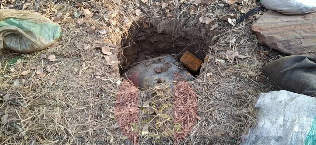 4beeea36b46e1c3c12a8061eecb8f74ca9baf30f0cef9a53c988f34d0884c4b7