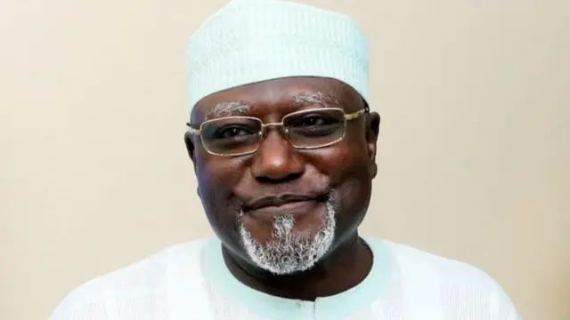 102864198 dkabhzeucaarofm.jpg