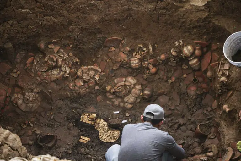 panama tomb 768x512